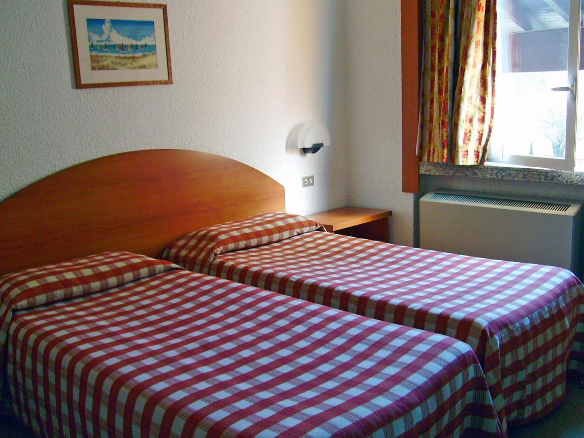 Golf Hotel Lainate Zewnętrze zdjęcie