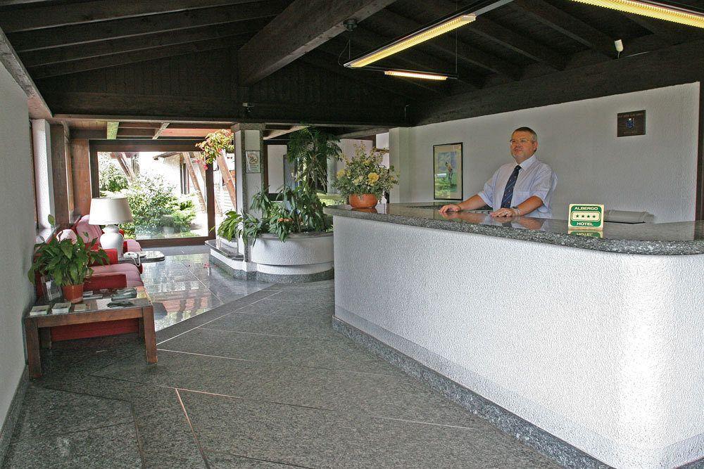 Golf Hotel Lainate Zewnętrze zdjęcie