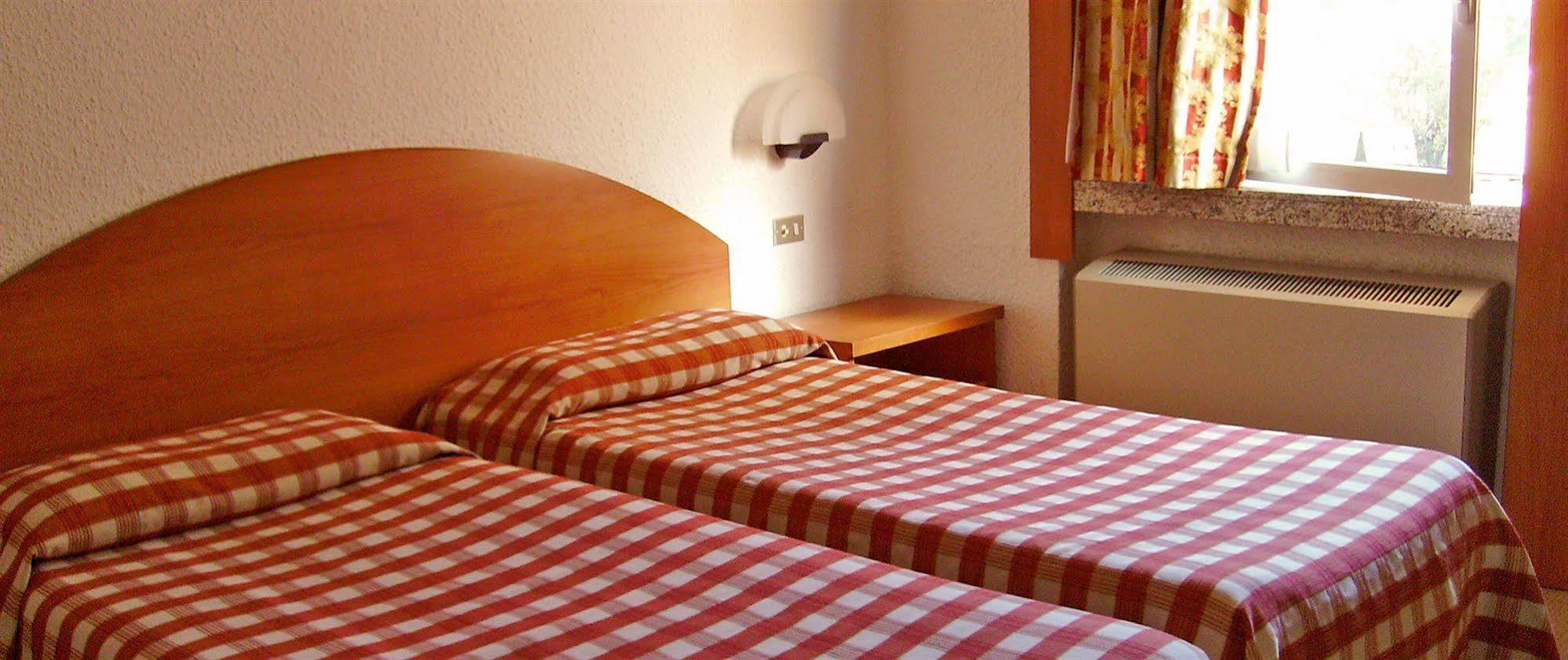 Golf Hotel Lainate Zewnętrze zdjęcie